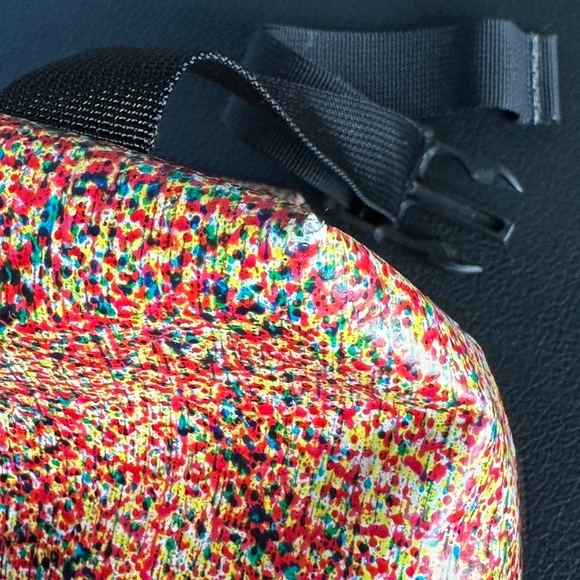 RAREFORM Manhattan Messenger Bag Unisex - Picture 14 of 14